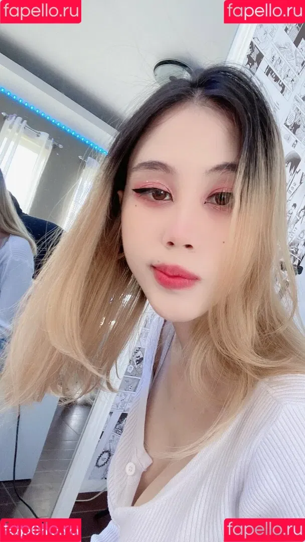 Kura Onee-san / kurasushi_usa / lewdgami Onlyfans Photo Gallery 