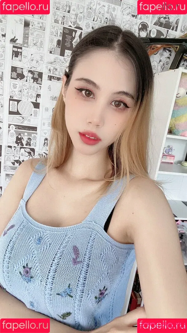 Kura Onee-san / kurasushi_usa / lewdgami Onlyfans Photo Gallery 