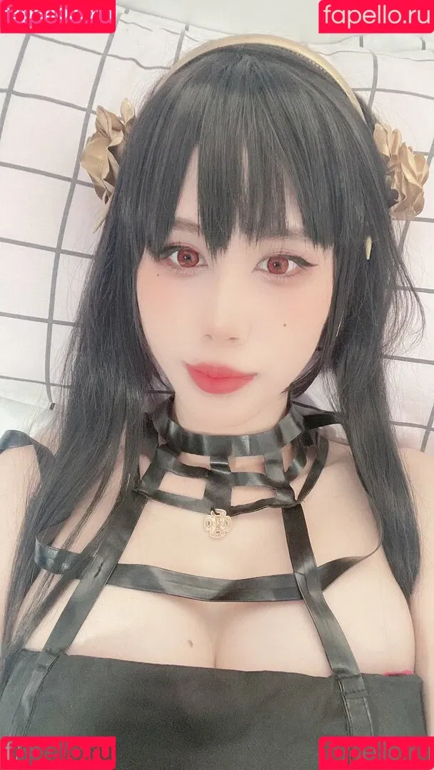 Kura Onee-san / kurasushi_usa / lewdgami Onlyfans Photo Gallery 