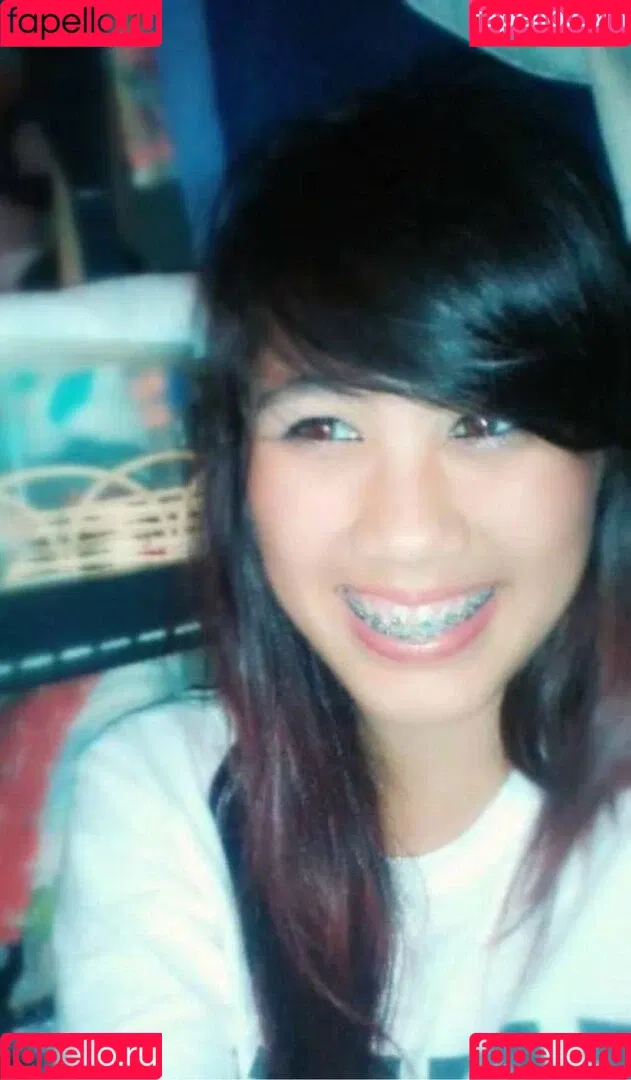 Kura Onee-san / kurasushi_usa / lewdgami Onlyfans Photo Gallery 