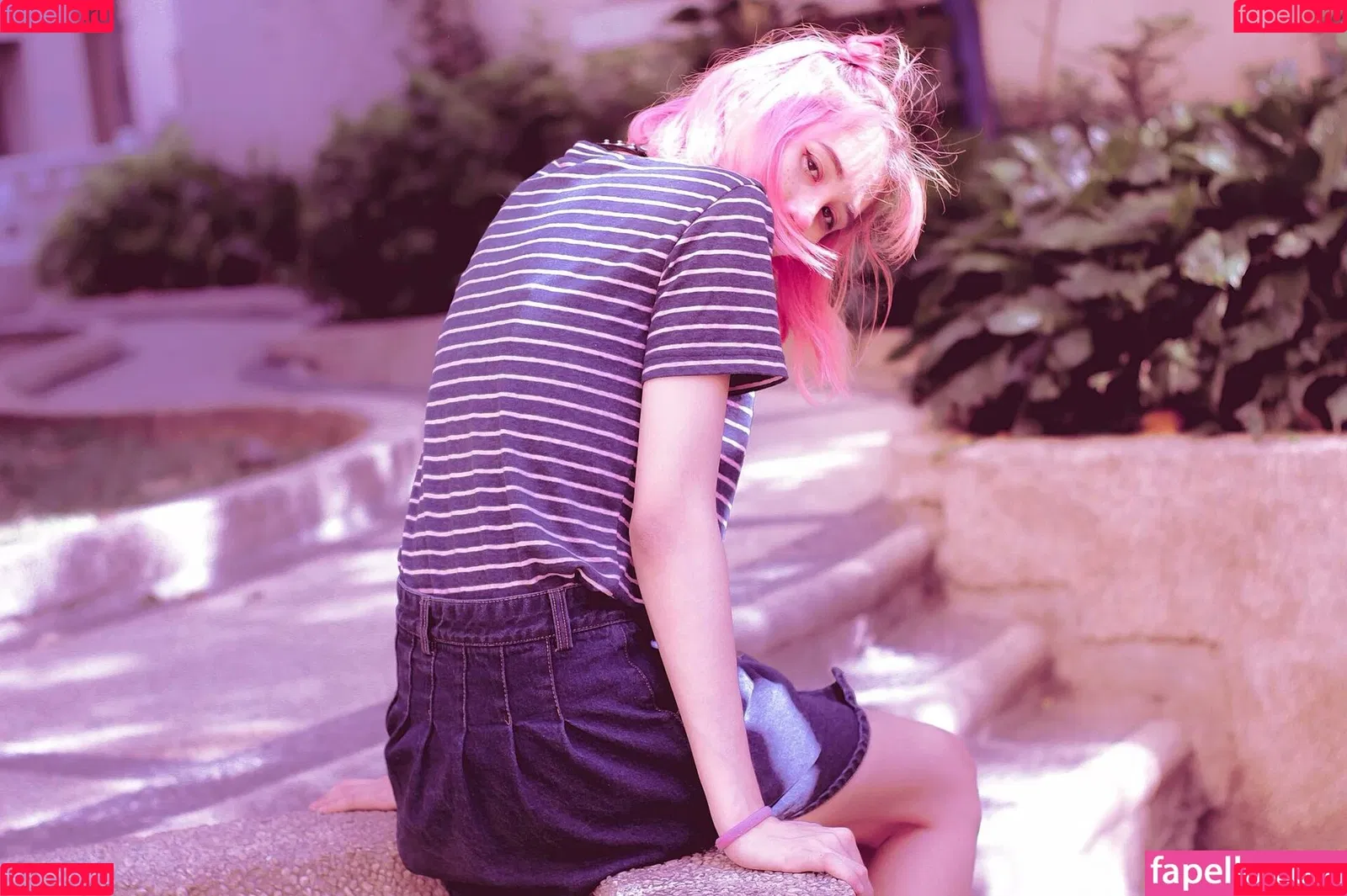 Kura Onee-san / kurasushi_usa / lewdgami Onlyfans Photo Gallery 