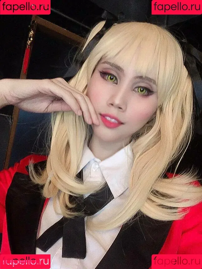 Kura Onee-san / kurasushi_usa / lewdgami Onlyfans Photo Gallery 