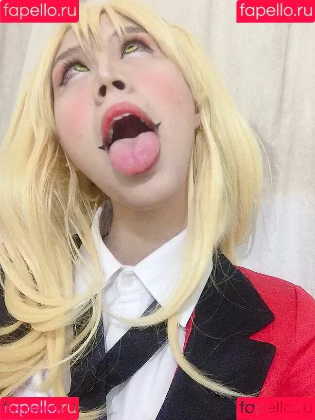 Kura Onee-san / kurasushi_usa / lewdgami Onlyfans Photo Gallery 