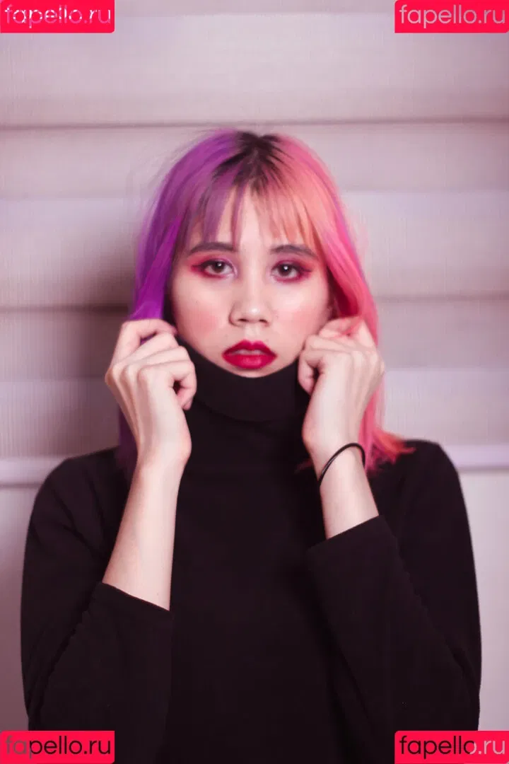 Kura Onee-san / kurasushi_usa / lewdgami Onlyfans Photo Gallery 