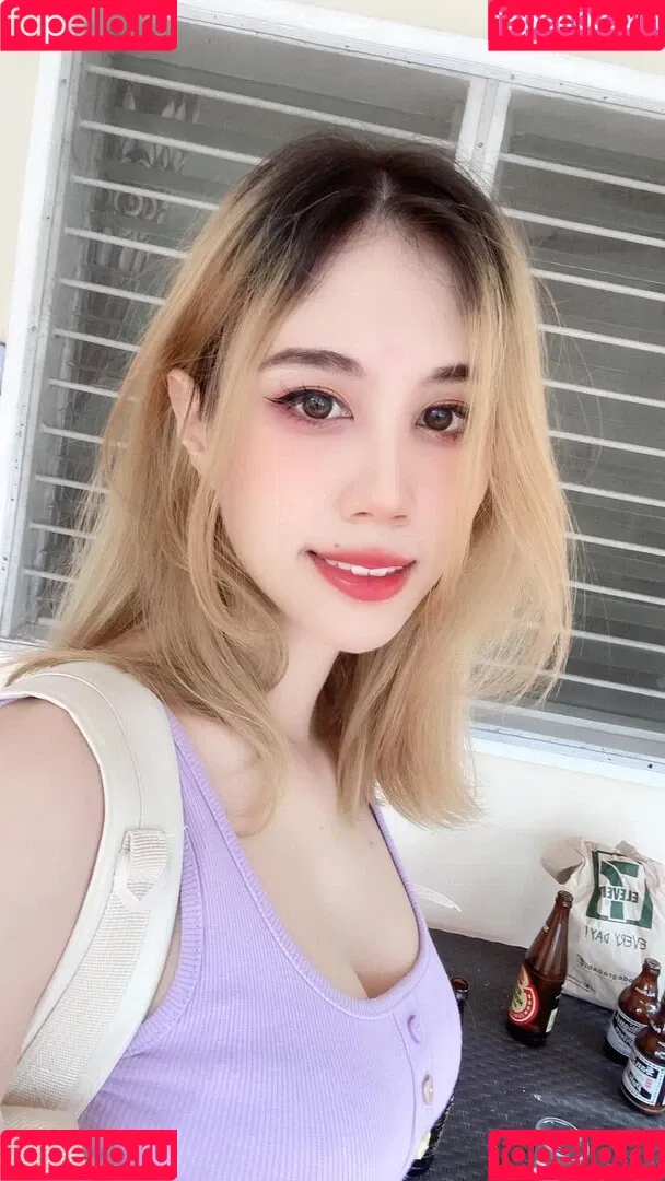 Kura Onee-san / kurasushi_usa / lewdgami Onlyfans Photo Gallery 