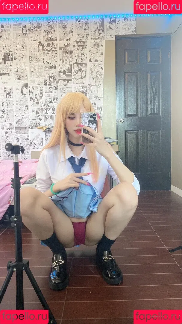 Kura Onee-san / kurasushi_usa / lewdgami Onlyfans Photo Gallery 