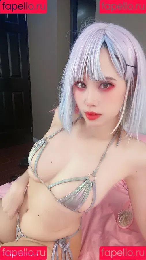 Kura Onee-san / kurasushi_usa / lewdgami Onlyfans Photo Gallery 