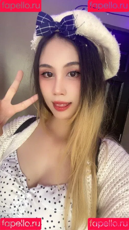 Kura Onee-san / kurasushi_usa / lewdgami Onlyfans Photo Gallery 