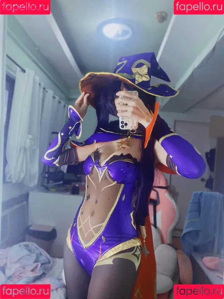 Kura Onee-san / kurasushi_usa / lewdgami Onlyfans Photo Gallery 