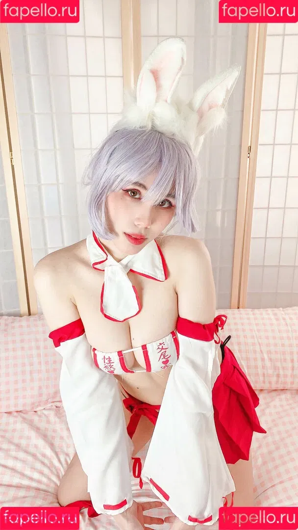 Kura Onee-san / kurasushi_usa / lewdgami Onlyfans Photo Gallery 