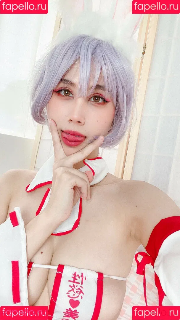 Kura Onee-san / kurasushi_usa / lewdgami Onlyfans Photo Gallery 