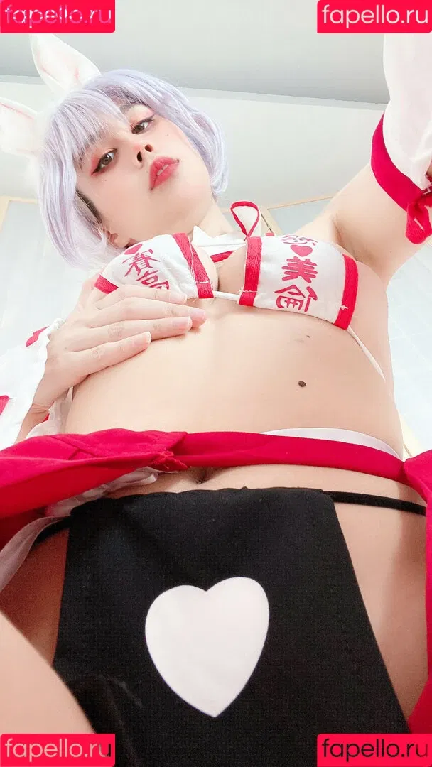 Kura Onee-san / kurasushi_usa / lewdgami Onlyfans Photo Gallery 