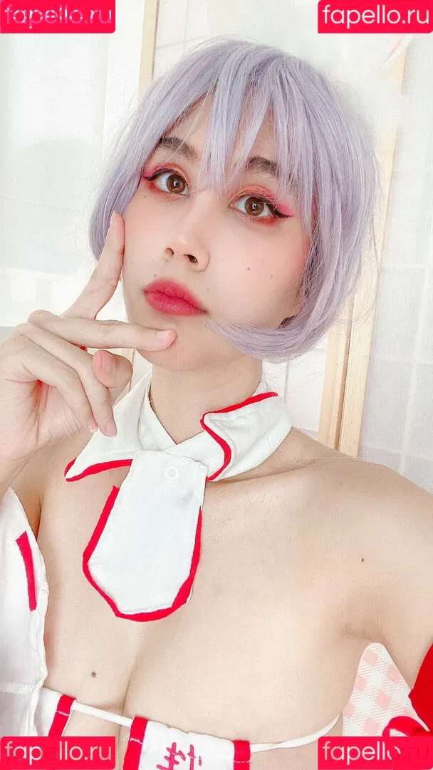 Kura Onee-san / kurasushi_usa / lewdgami Onlyfans Photo Gallery 