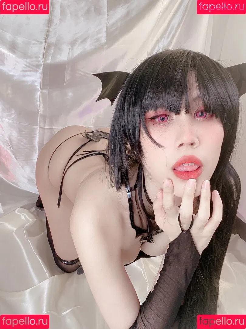 Kura Onee-san / kurasushi_usa / lewdgami Onlyfans Photo Gallery 