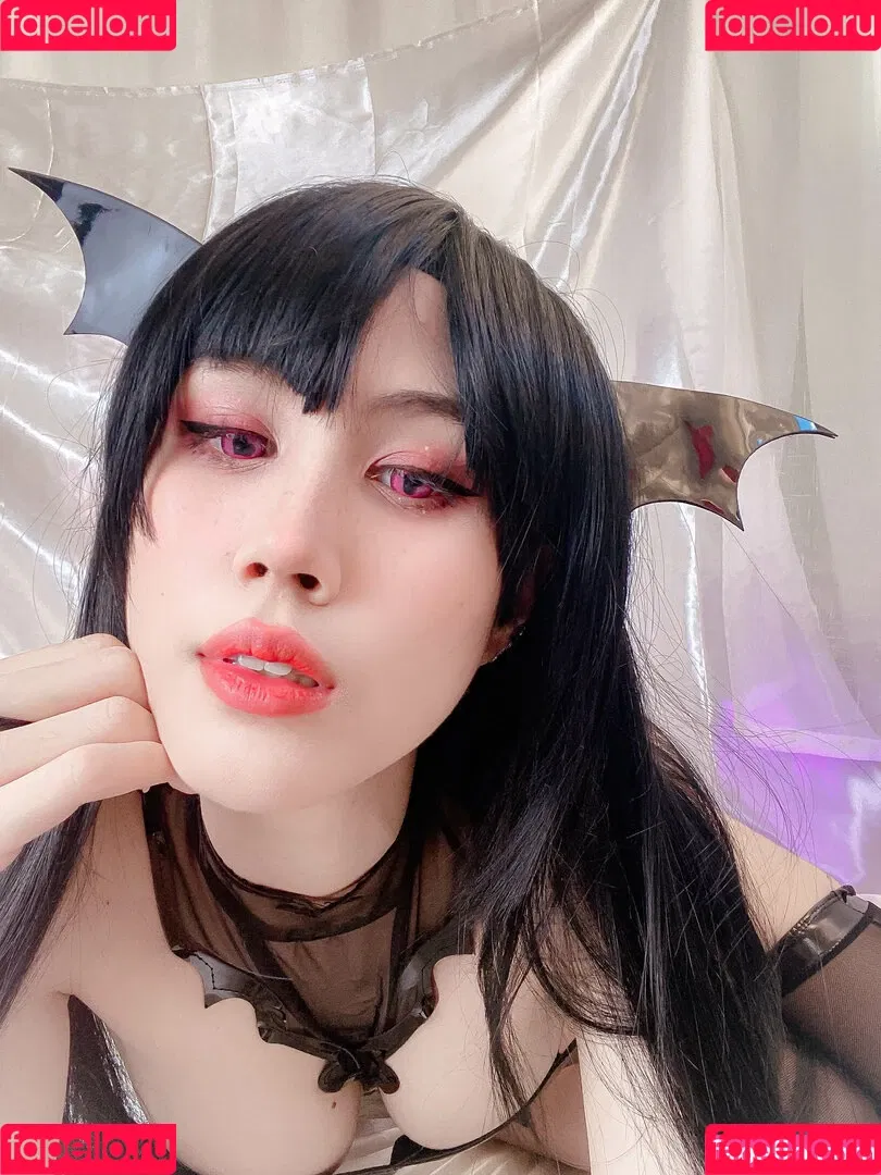 Kura Onee-san / kurasushi_usa / lewdgami Onlyfans Photo Gallery 