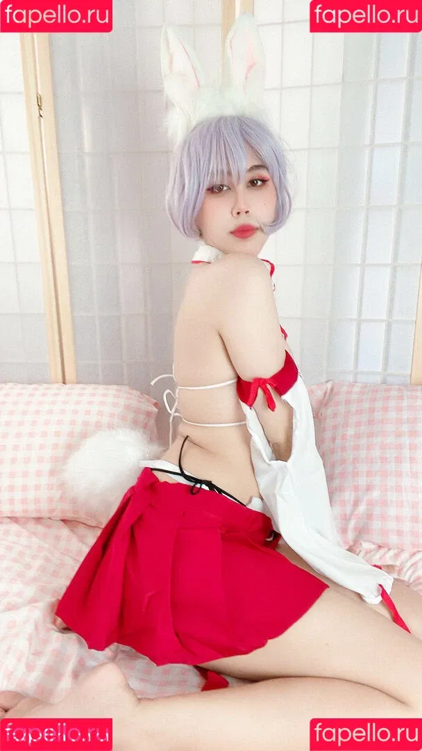 Kura Onee-san / kurasushi_usa / lewdgami Onlyfans Photo Gallery 