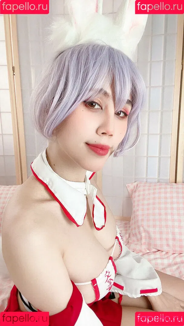 Kura Onee-san / kurasushi_usa / lewdgami Onlyfans Photo Gallery 