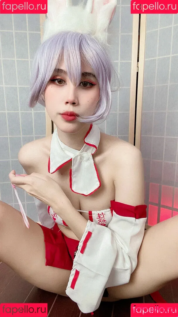 Kura Onee-san / kurasushi_usa / lewdgami Onlyfans Photo Gallery 