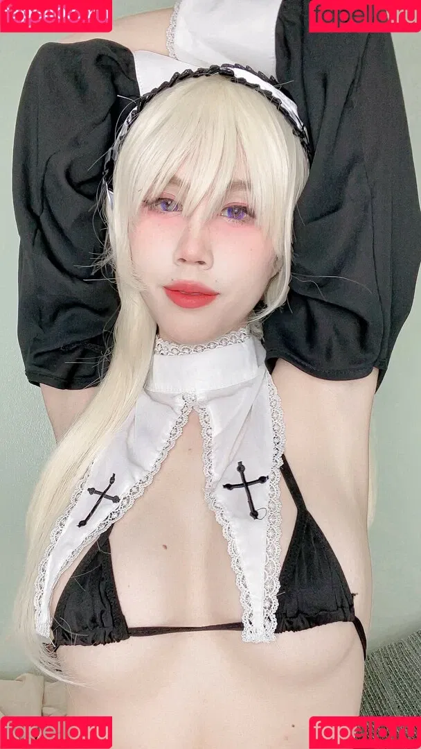 Kura Onee-san / kurasushi_usa / lewdgami Onlyfans Photo Gallery 