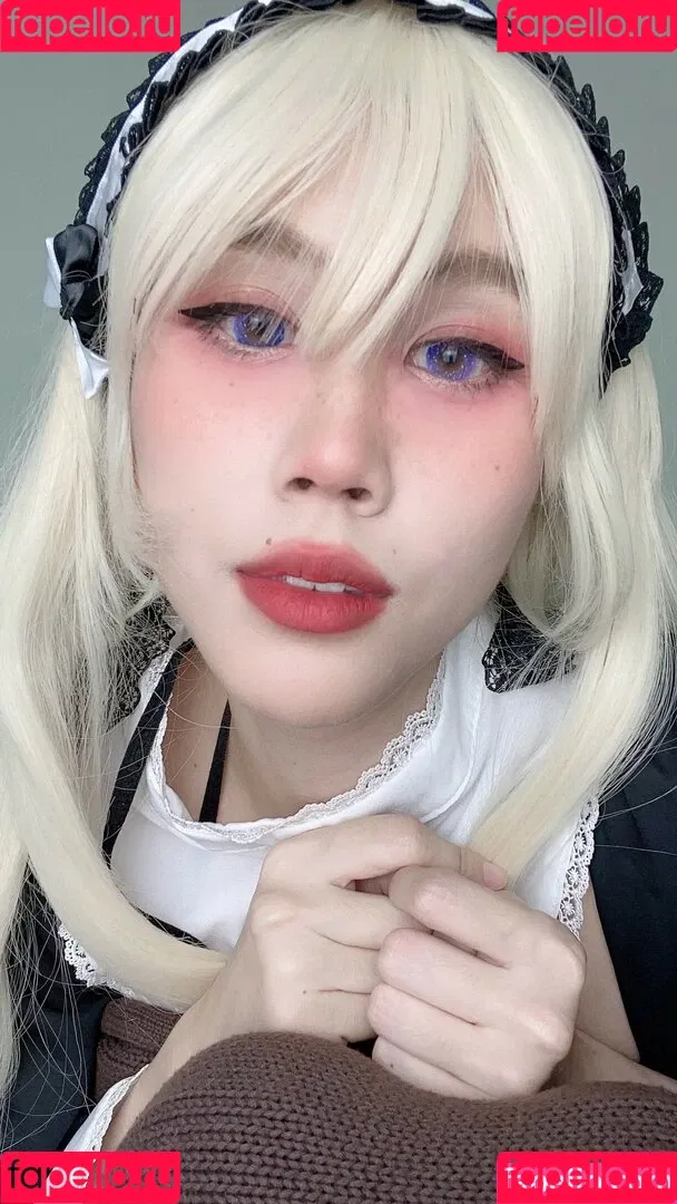 Kura Onee-san / kurasushi_usa / lewdgami Onlyfans Photo Gallery 