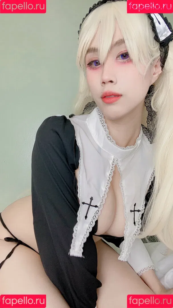 Kura Onee-san / kurasushi_usa / lewdgami Onlyfans Photo Gallery 