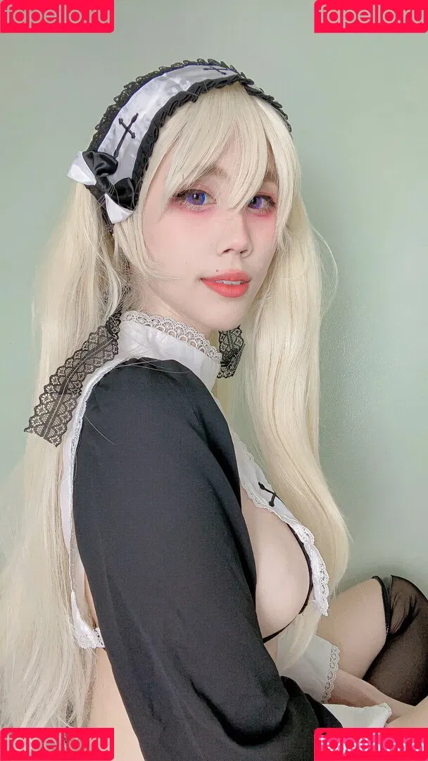 Kura Onee-san / kurasushi_usa / lewdgami Onlyfans Photo Gallery 