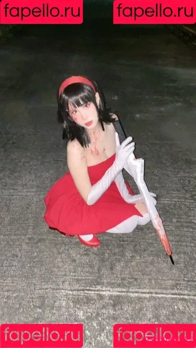 Kura Onee-san / kurasushi_usa / lewdgami Onlyfans Photo Gallery 