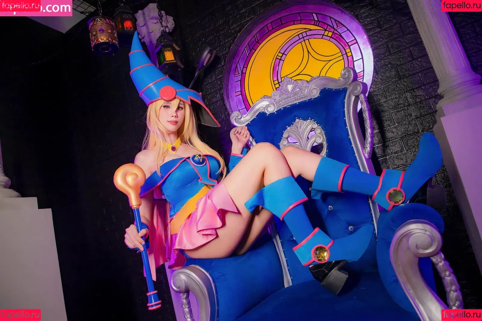 Kura Onee-san / kurasushi_usa / lewdgami Onlyfans Photo Gallery 