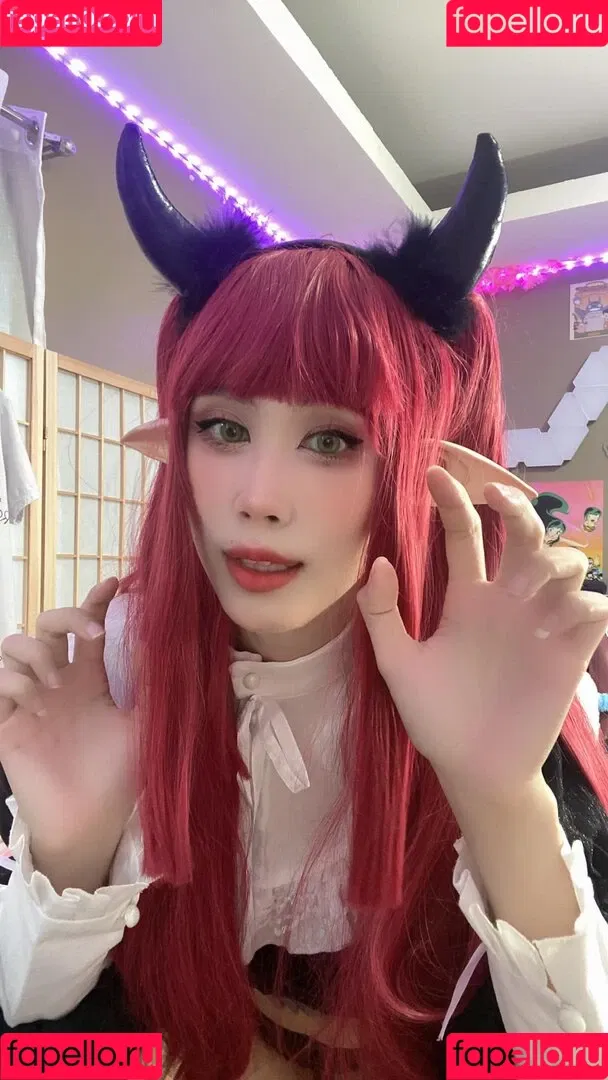 Kura Onee-san / kurasushi_usa / lewdgami Onlyfans Photo Gallery 