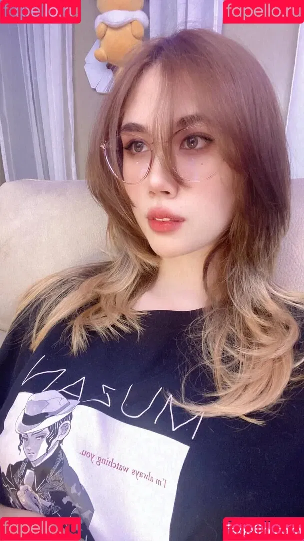 Kura Onee-san / kurasushi_usa / lewdgami Onlyfans Photo Gallery 