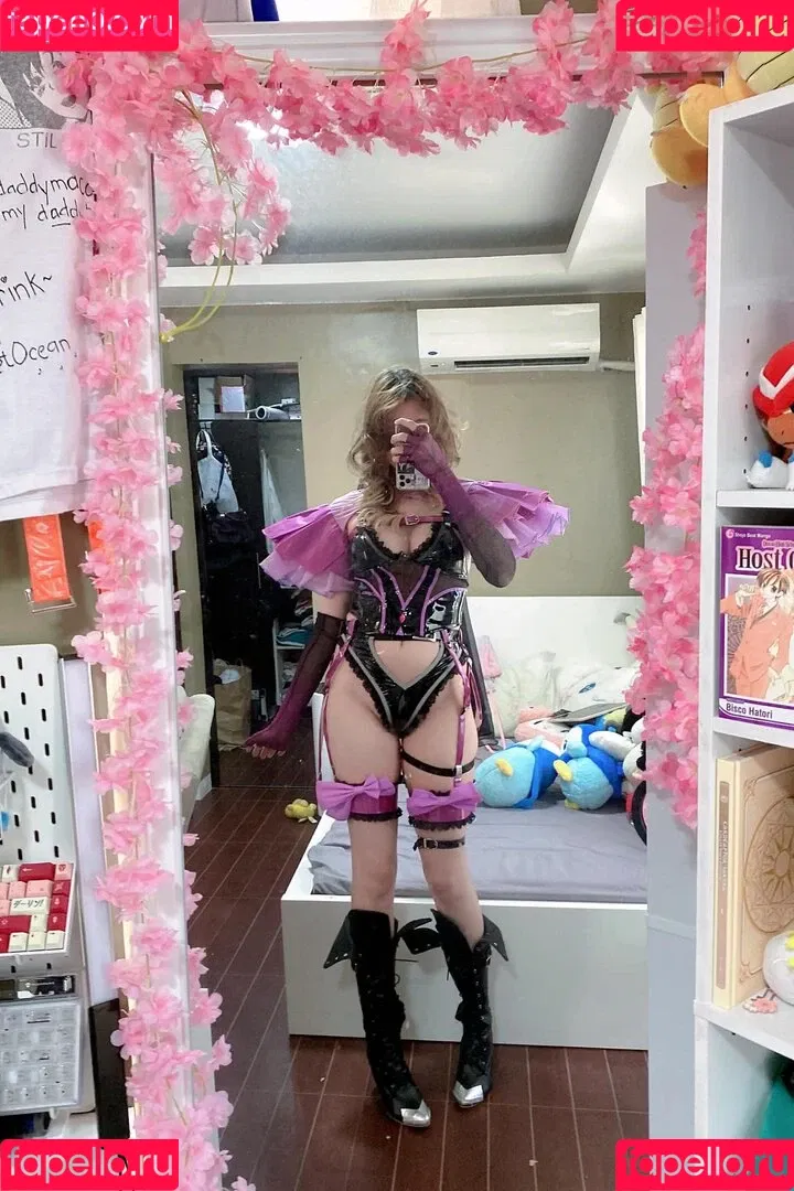 Kura Onee-san / kurasushi_usa / lewdgami Onlyfans Photo Gallery 