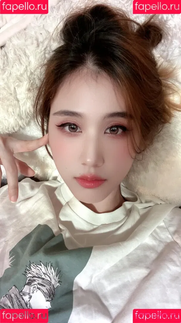 Kura Onee-san / kurasushi_usa / lewdgami Onlyfans Photo Gallery 