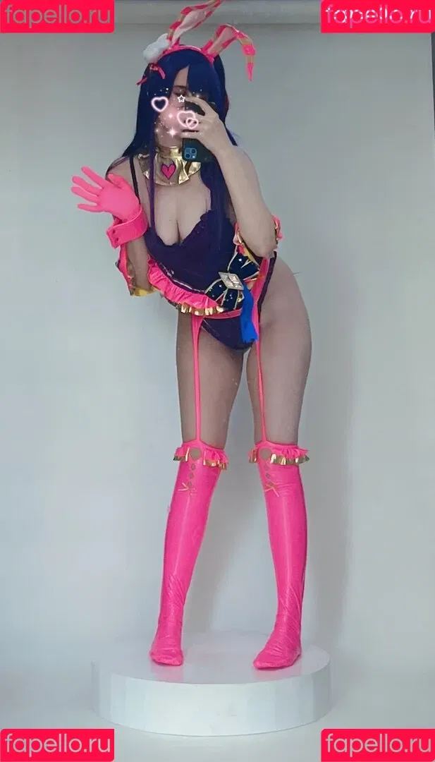 Kura Onee-san / kurasushi_usa / lewdgami Onlyfans Photo Gallery 