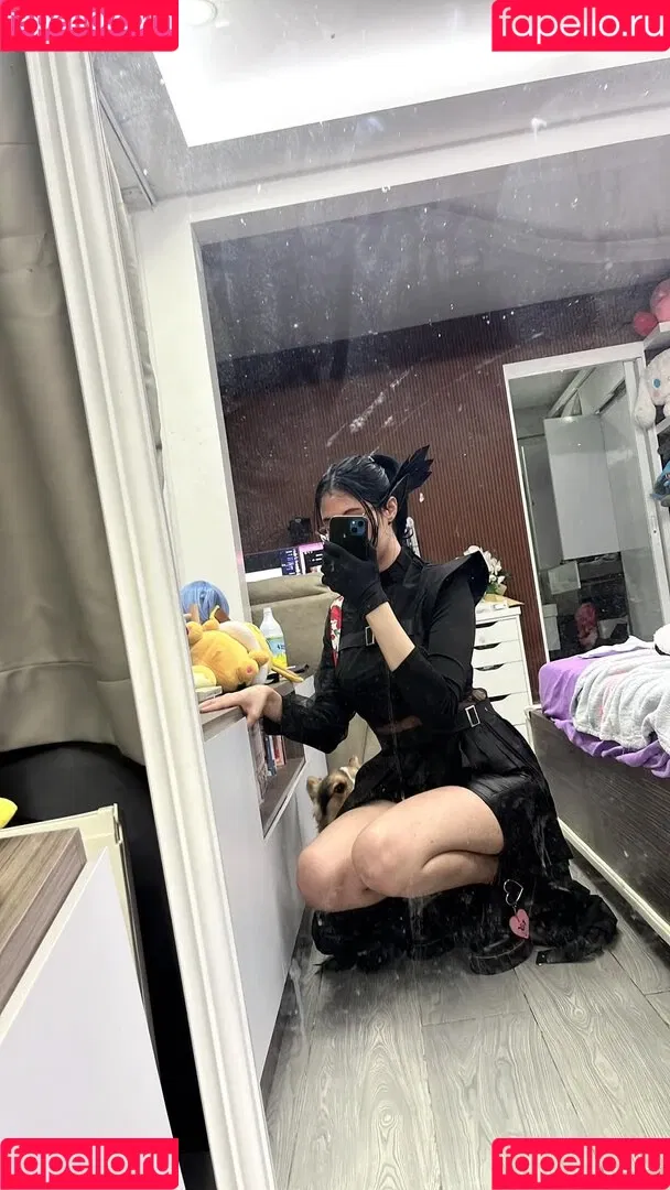 Kura Onee-san / kurasushi_usa / lewdgami Onlyfans Photo Gallery 