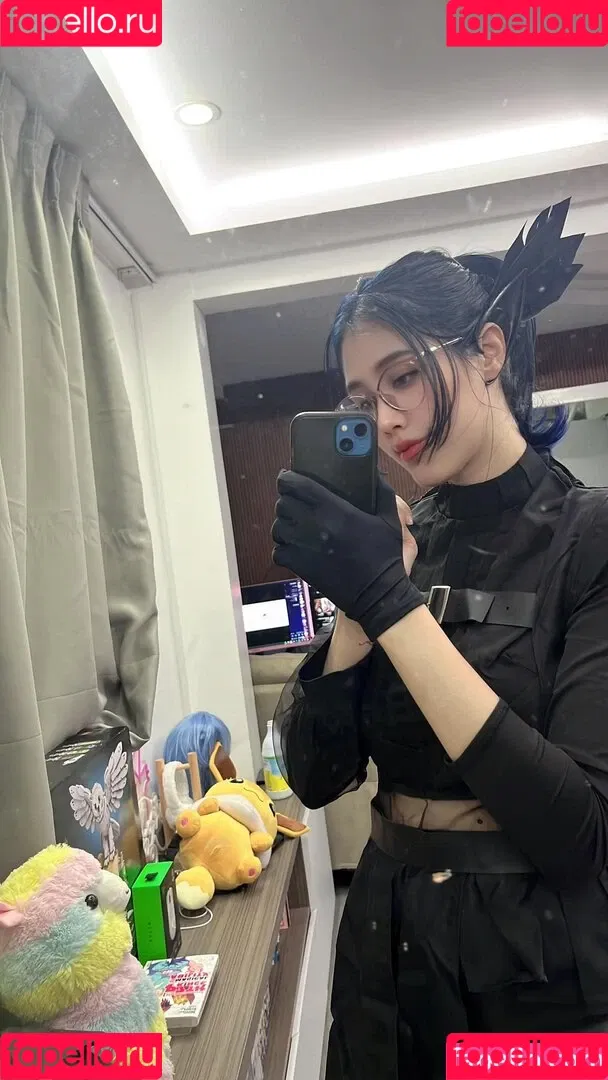 Kura Onee-san / kurasushi_usa / lewdgami Onlyfans Photo Gallery 