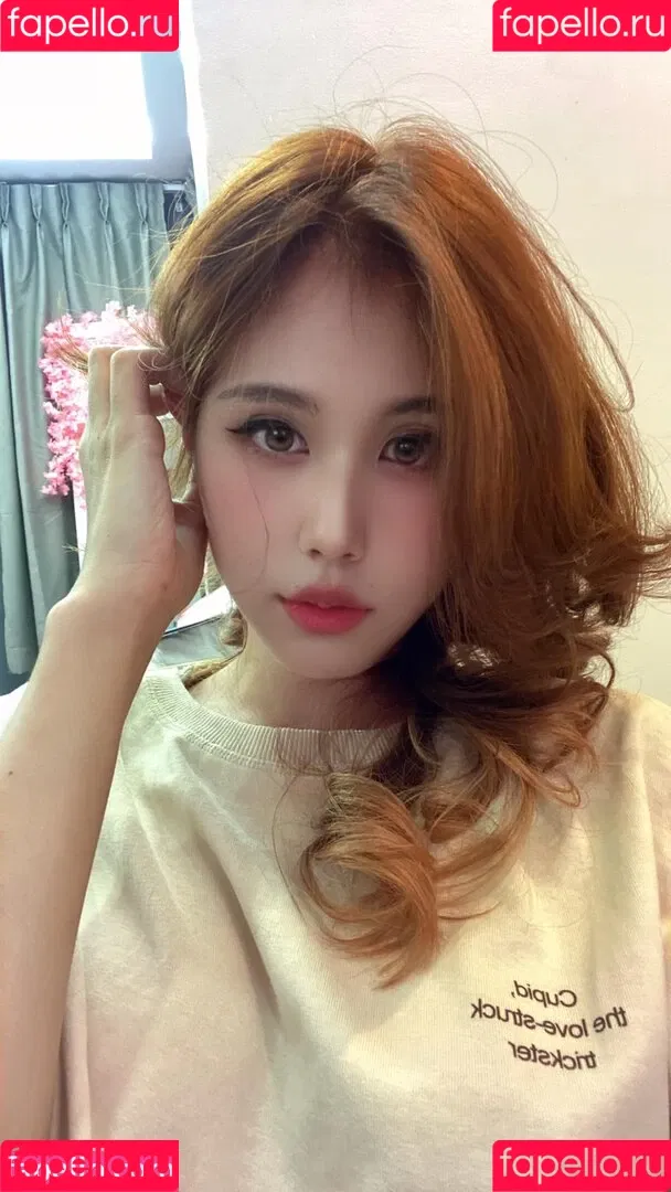 Kura Onee-san / kurasushi_usa / lewdgami Onlyfans Photo Gallery 