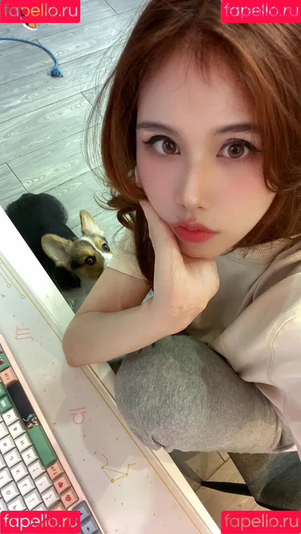 Kura Onee-san / kurasushi_usa / lewdgami Onlyfans Photo Gallery 