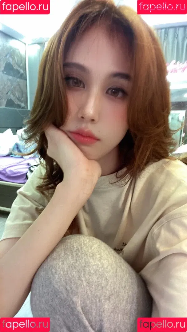 Kura Onee-san / kurasushi_usa / lewdgami Onlyfans Photo Gallery 