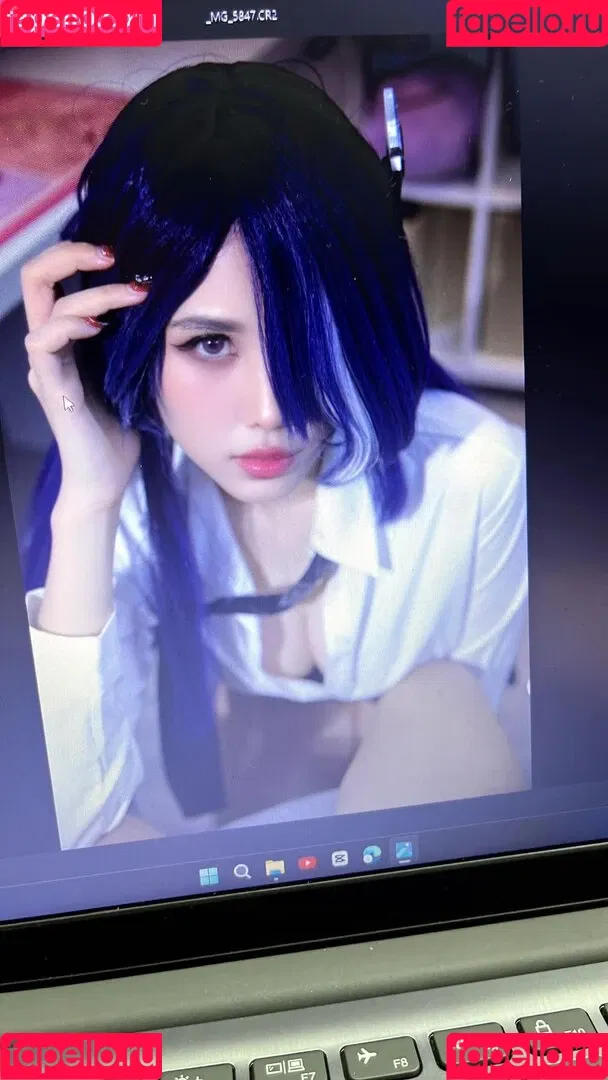 Kura Onee-san / kurasushi_usa / lewdgami Onlyfans Photo Gallery 