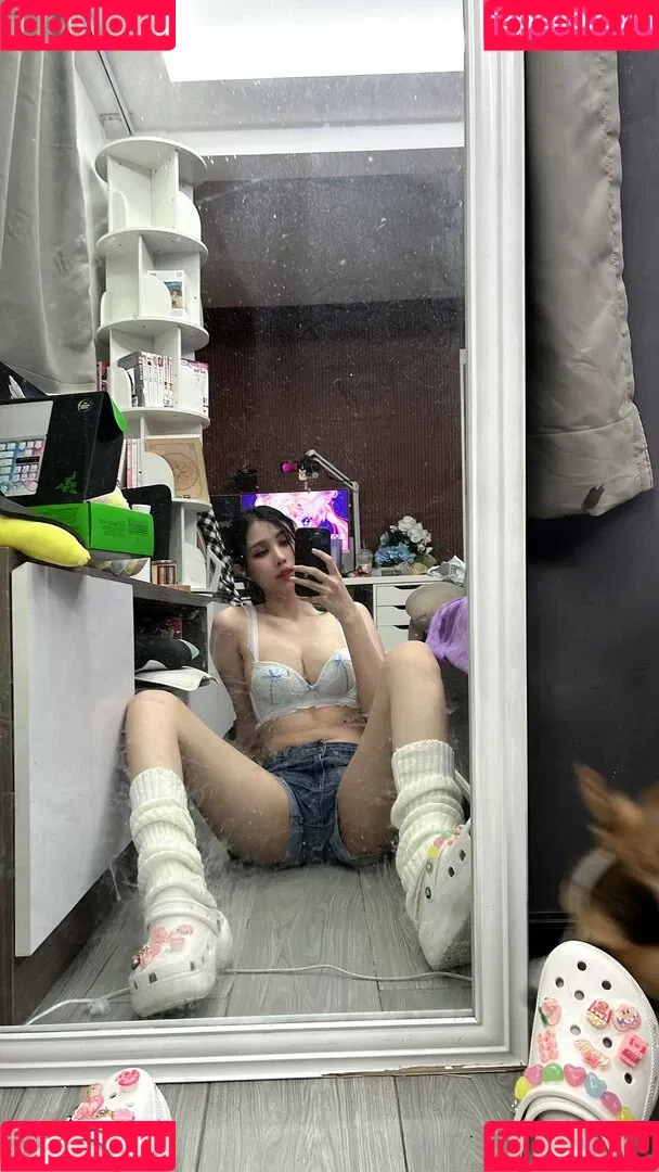 Kura Onee-san / kurasushi_usa / lewdgami Onlyfans Photo Gallery 