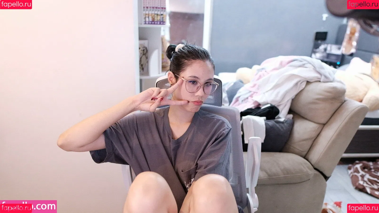 Kura Onee-san / kurasushi_usa / lewdgami Onlyfans Photo Gallery 