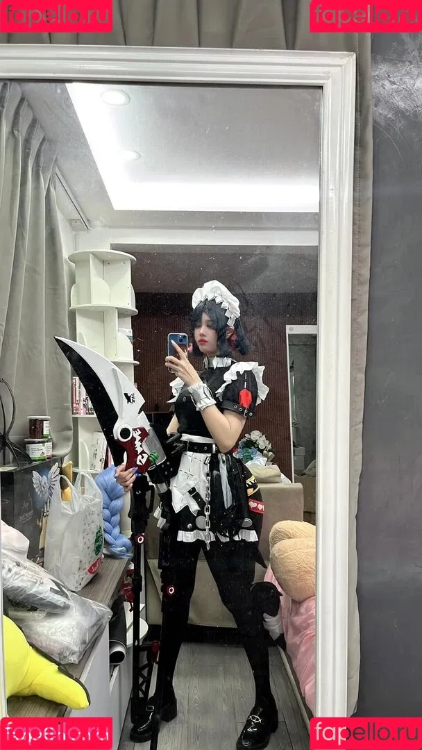 Kura Onee-san / kurasushi_usa / lewdgami Onlyfans Photo Gallery 