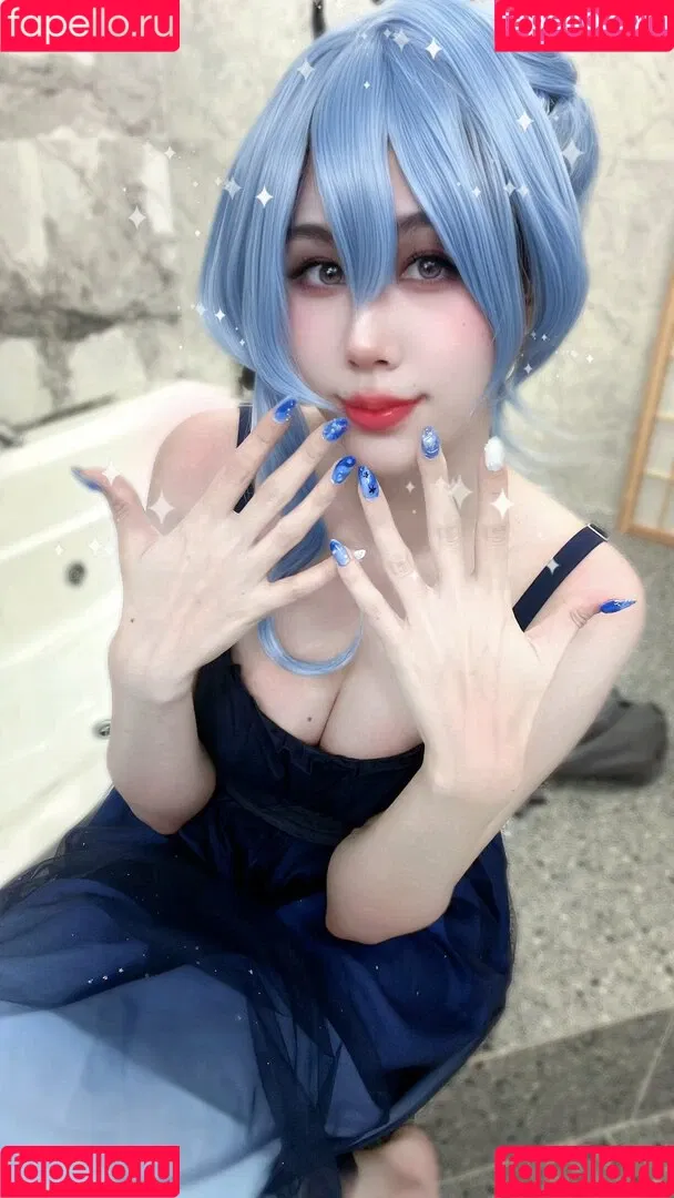 Kura Onee-san / kurasushi_usa / lewdgami Onlyfans Photo Gallery 