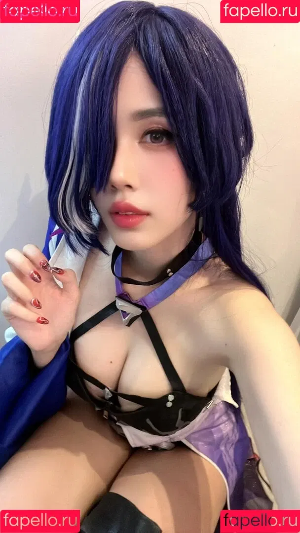 Kura Onee-san / kurasushi_usa / lewdgami Onlyfans Photo Gallery 