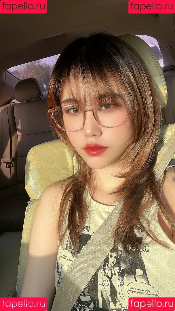 Kura Onee-san / kurasushi_usa / lewdgami Onlyfans Photo Gallery 