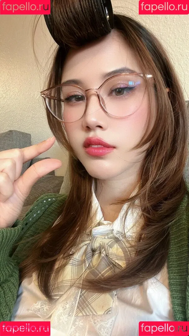 Kura Onee-san / kurasushi_usa / lewdgami Onlyfans Photo Gallery 