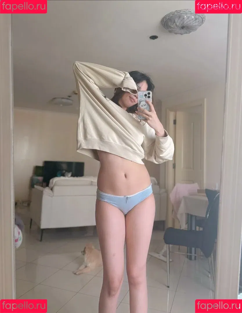 Kura Onee-san / kurasushi_usa / lewdgami Onlyfans Photo Gallery 