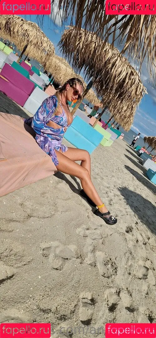 annekay01 Onlyfans Photo Gallery 