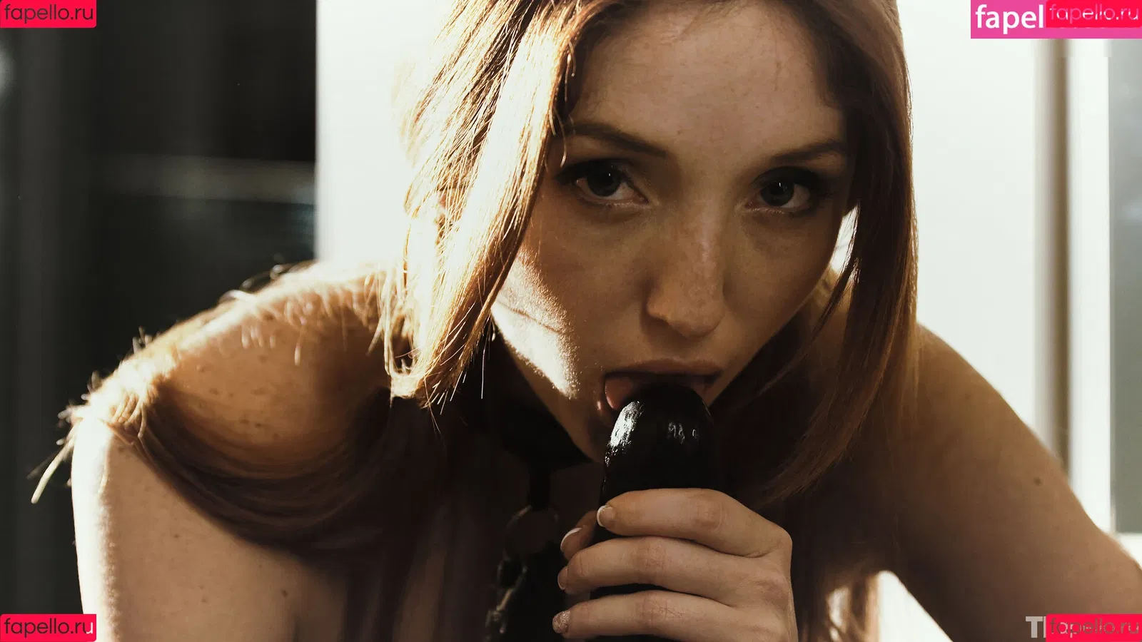 Michelle H. aka The Red Fox / ne_prosto_lisa / redfoxofficial Onlyfans Photo Gallery 