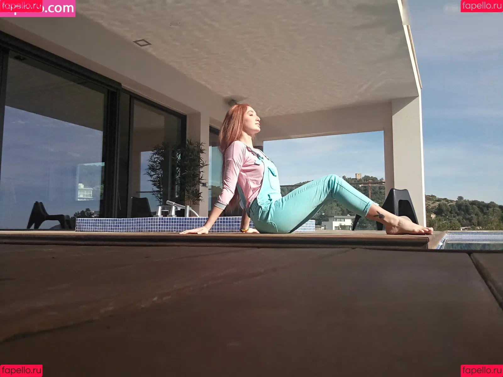 Michelle H. aka The Red Fox / ne_prosto_lisa / redfoxofficial Onlyfans Photo Gallery 